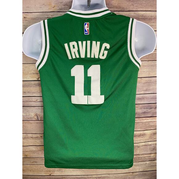 Boston Celtics Kyrie Irving Nike Swingman NBA Jersey Youth Size L 17x22 - Picture 2 of 9